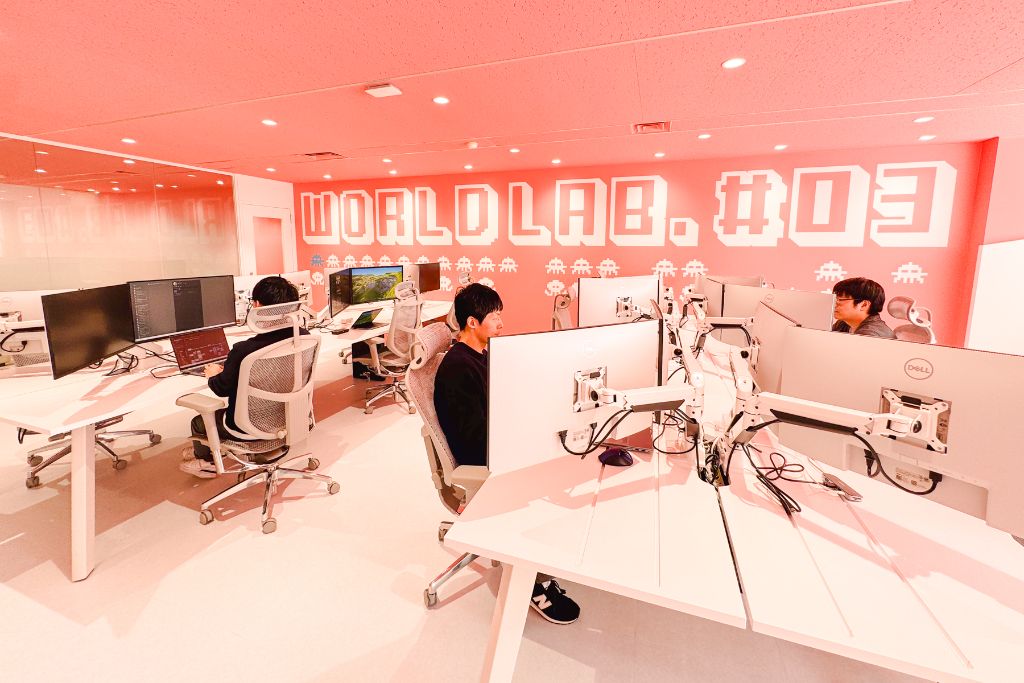 博多オフィス WORLD LAB.#03 開発ルーム